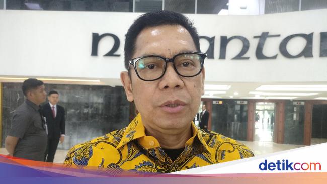 Pimpinan DPR Tegaskan Gaji Anggota Dewan Tetap: Cuma Tunjangan yang Naik