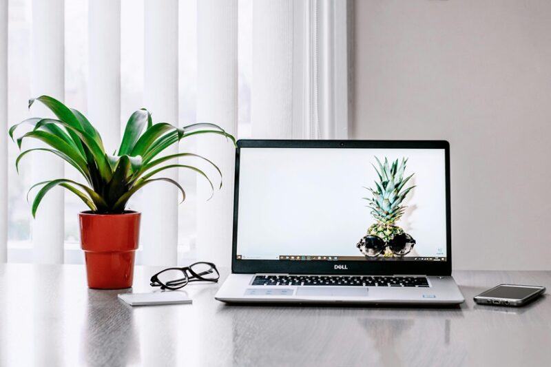 10 Tips Menabung untuk Beli Laptop